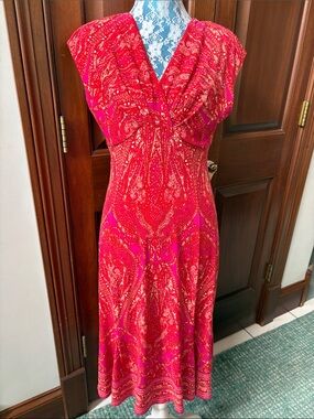 Jones New York  dress  midi dress Red pink, orange Paisley V-Neck sleeveless